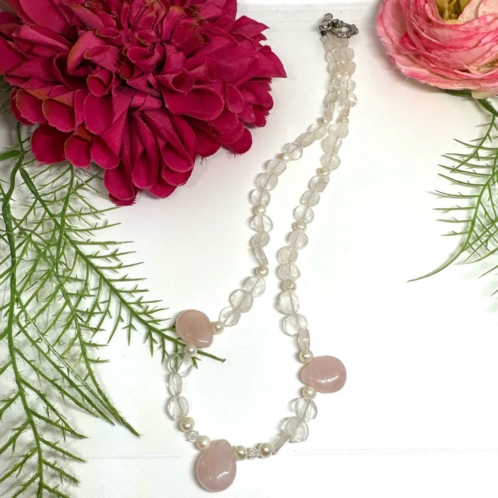 NEW⚜️Freshwater Pearl & Rose Quartz Beaded Necklace